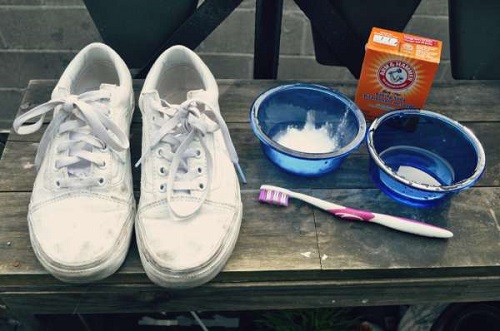 Cách làm sạch giày trắng đơn giản tại nhà