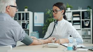 Những Lưu Ý Khi Dùng Thuốc Huyết Áp Cho Người Lớn Tuổi Để An Toàn Và Hiệu Quả